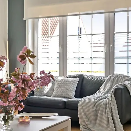 Holiday home Huswell - Summer-house With Sunny Garden Nearby Knokke-Heist